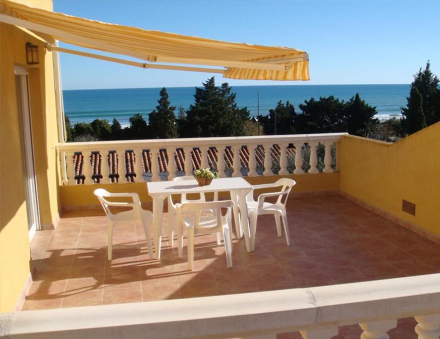 Estudio con vistas al mar